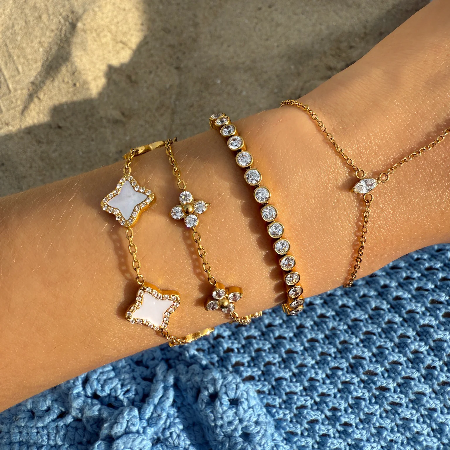 Lumi Clover Bracelet - Image 5